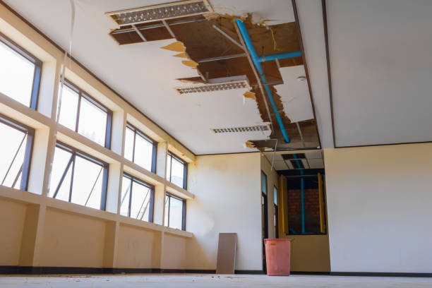 Best Emergency water damage restoration  in Newburg, WI